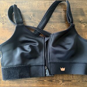 SHEFIT Black Gold adjustable Moisture-Wicking Sports Bra